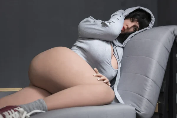 Dominique: Thick Sex Doll - Image 13